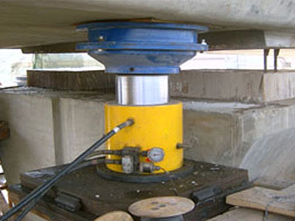 液壓千斤頂產(chǎn)業(yè)鏈不斷強大